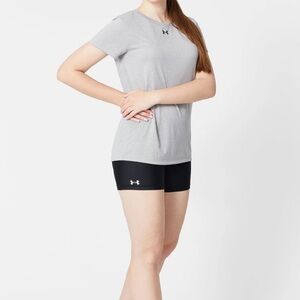 NEW WOMENS UNDER ARMOUR TEAM SHORTY SHORT 4” HEATGEAR COMPRESSION SIZE XS BLACK